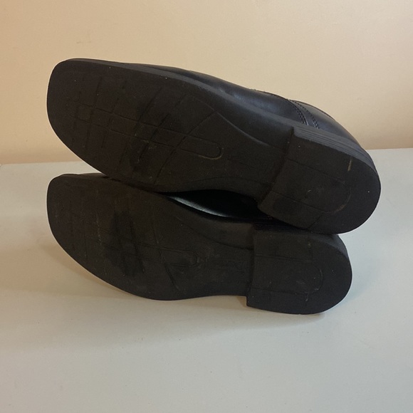 Dexter Leather Lace up Black Shoes - Picture 5 of 5